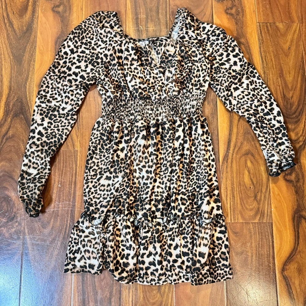 Animal print ruffles long sleeve dress , pit to pit 17